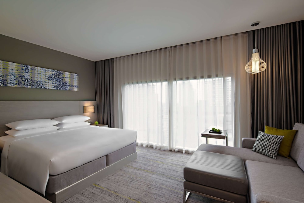 Hyatt Place Bangkok Sukhumvit 24 11