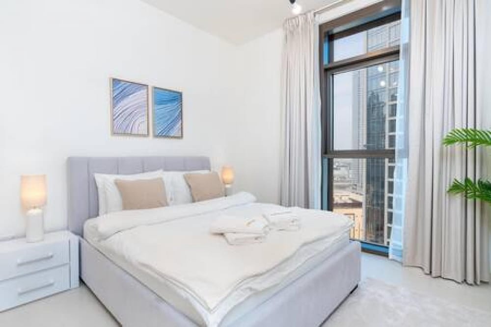 Posh 2BR at Downtown Dubai
