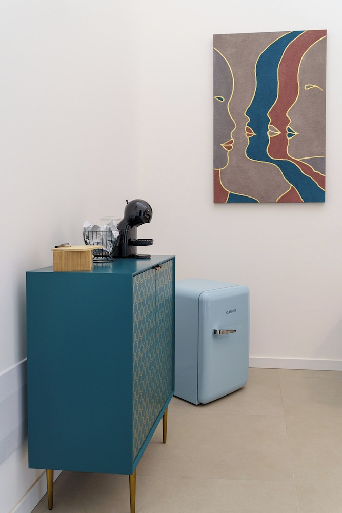 KleoSuites