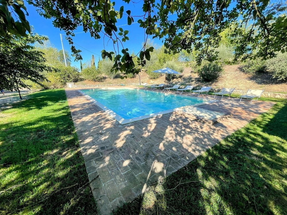 Detached Villa With Games Room, Pool, and Panoramic Views in San Damiano
