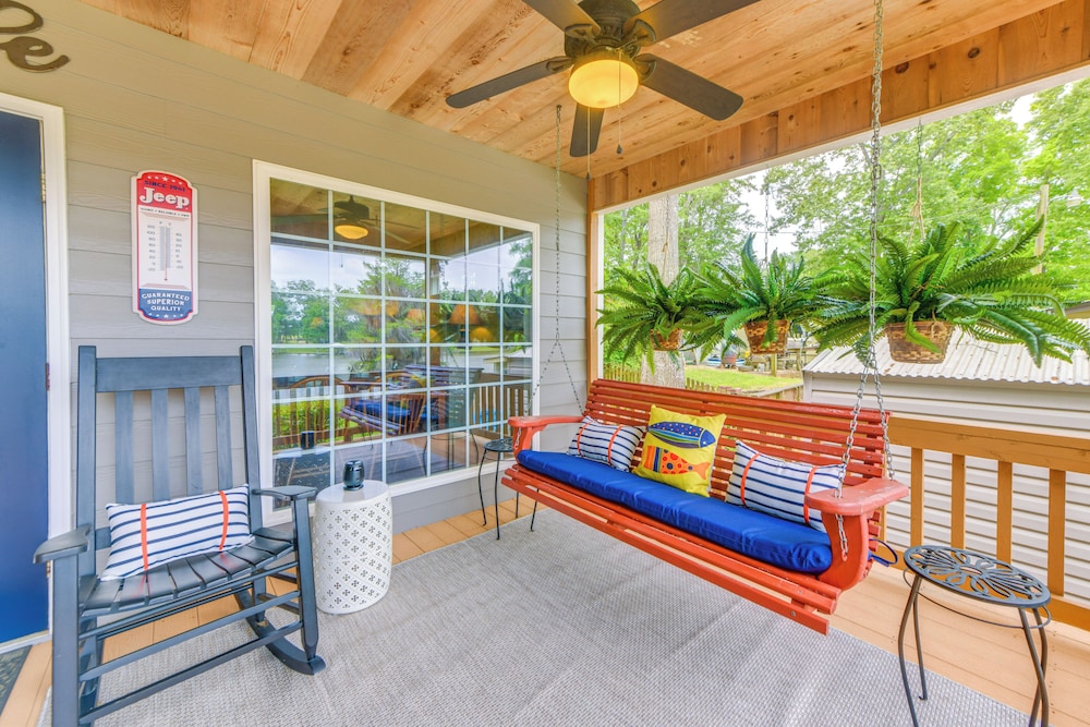 Private Dock + Porch: Lakefront Retreat in Cobb!