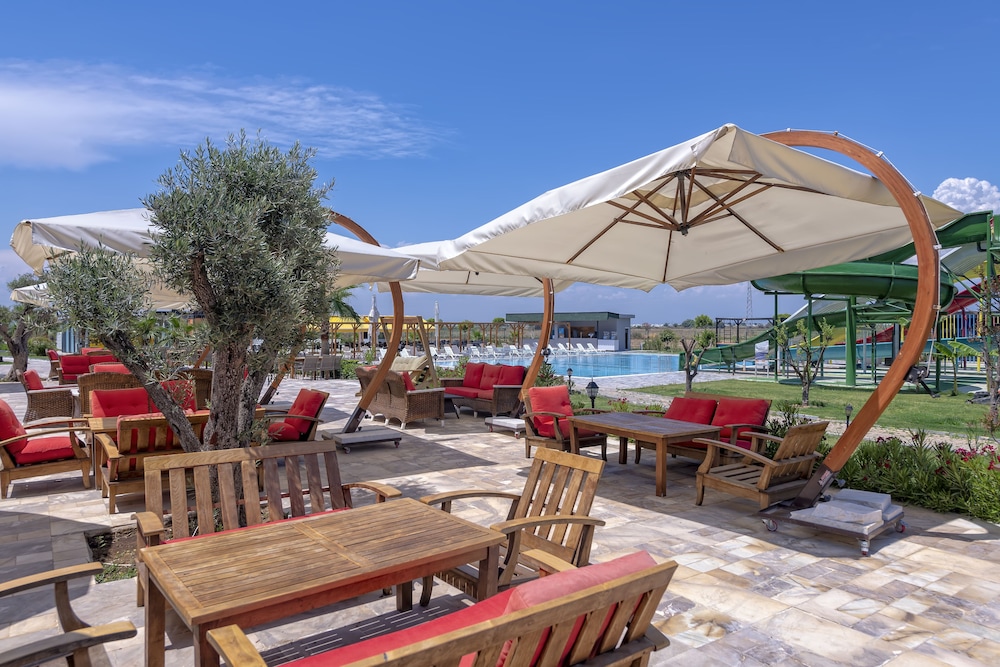 Zeyda Lara Hotel