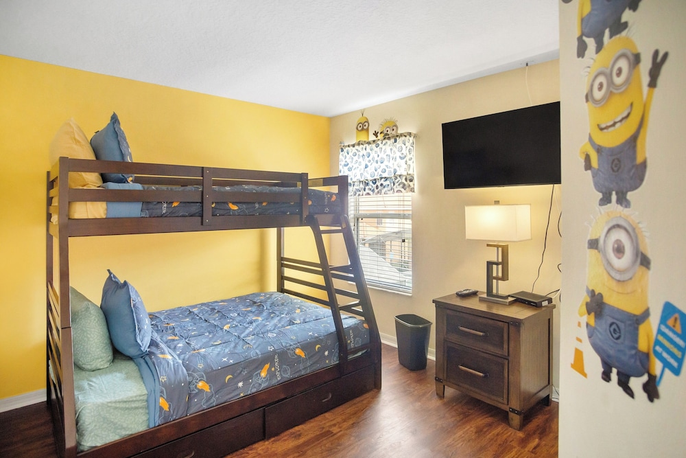Enchanted 5BR Townhome Disney Fun Awaits