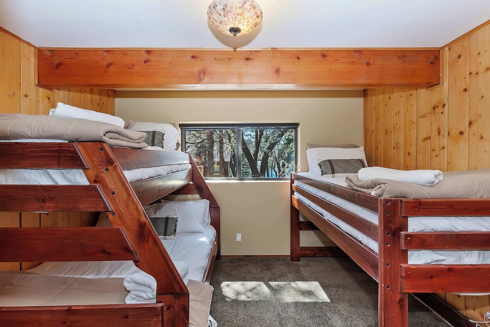 Tres Patos - Lakefront Stay for 8