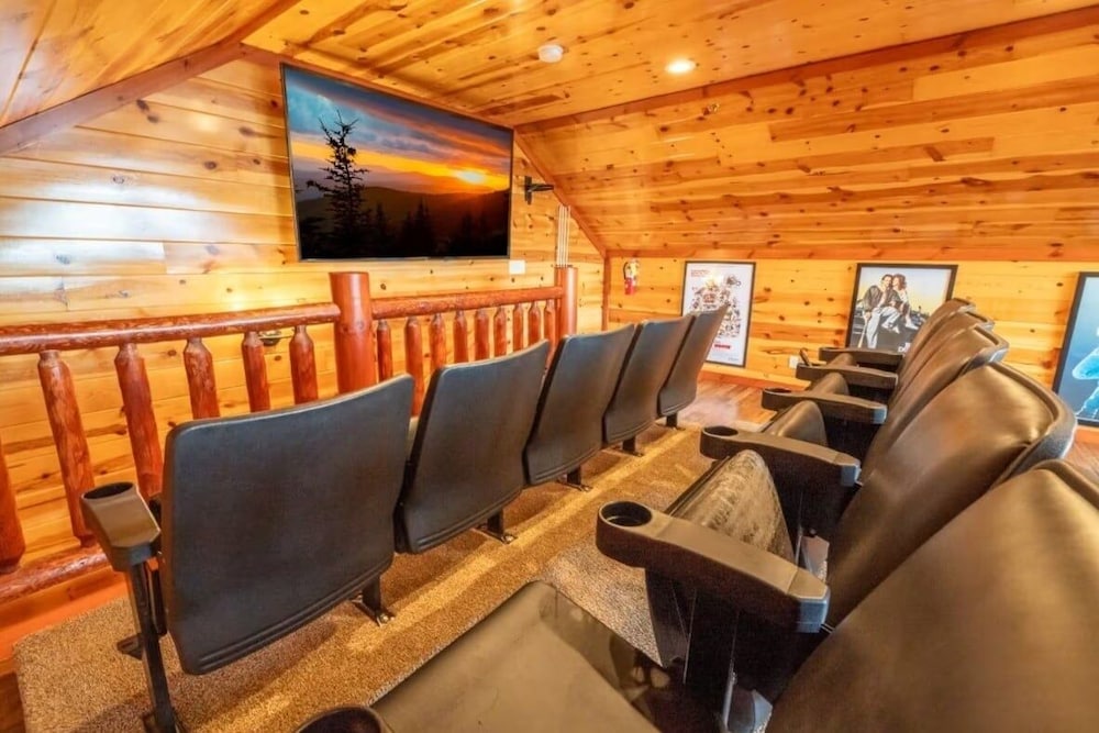 The Only Tenisee 4 Bedroom Cabin