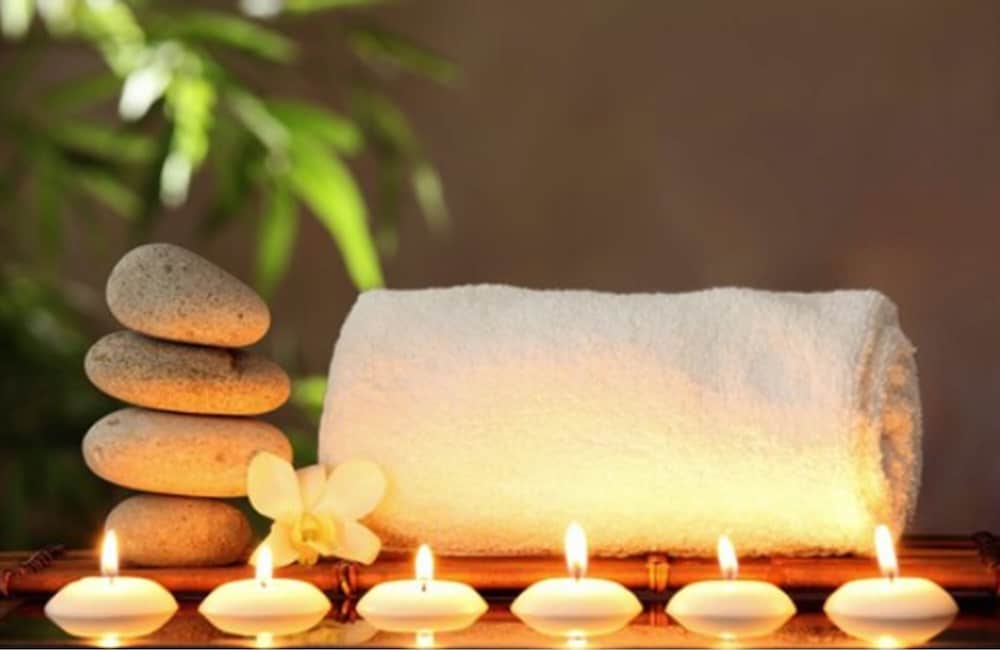 Ege Palas İş Oteli - Image 20