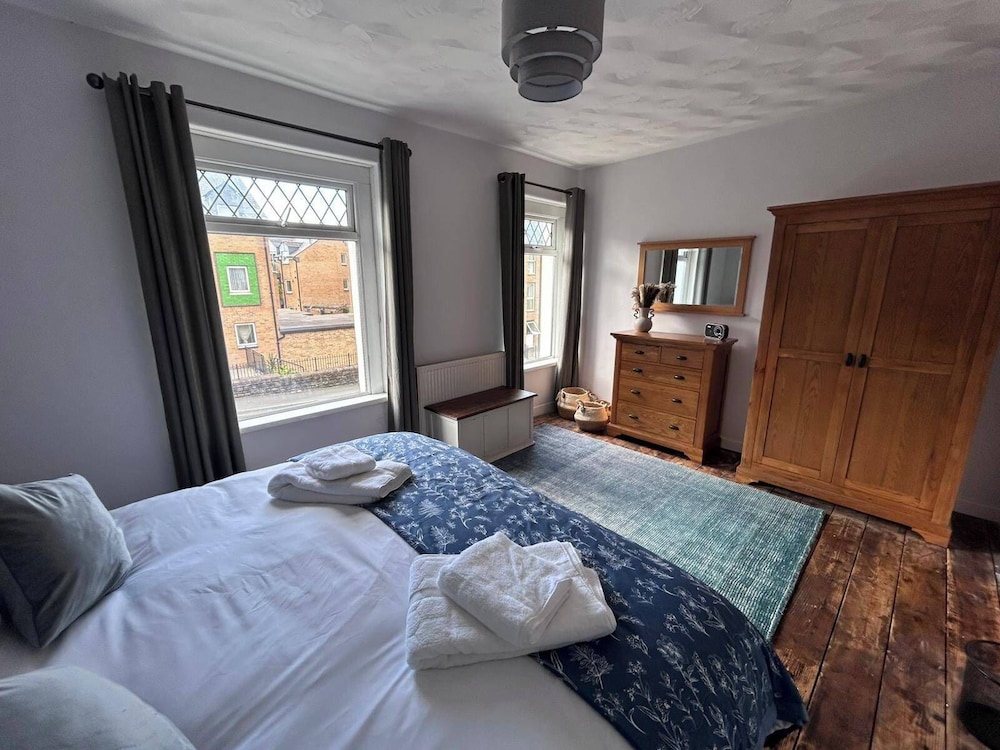 Family-friendly Cosy Home With a Spacious Garden