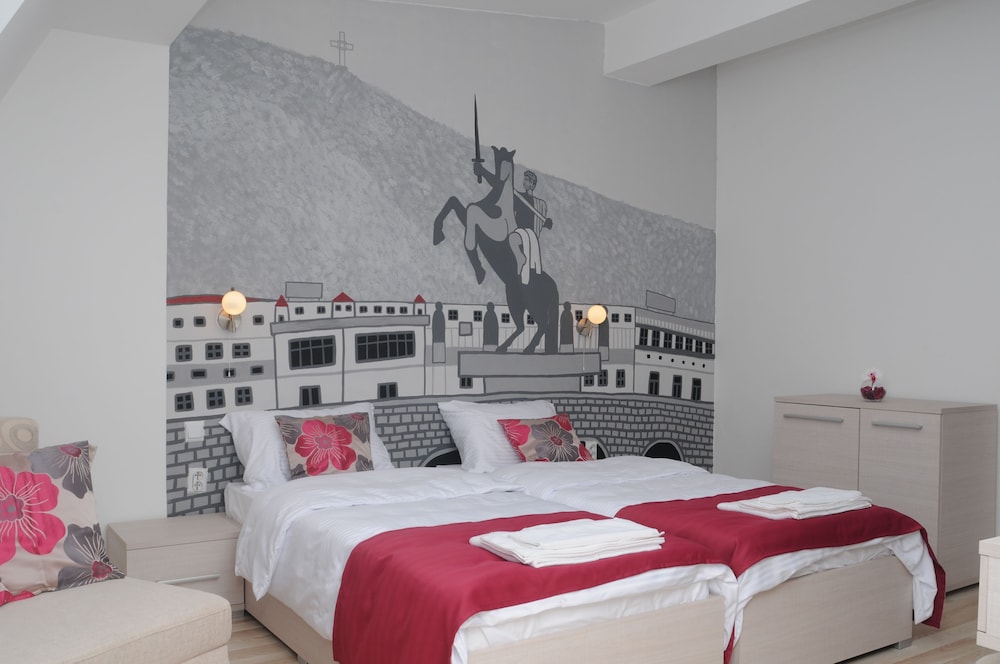 MM Rooms view 5