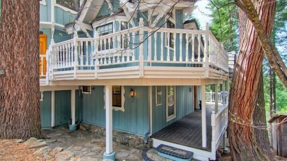 Scenic Wonders Chateau East 2 Bed Loft