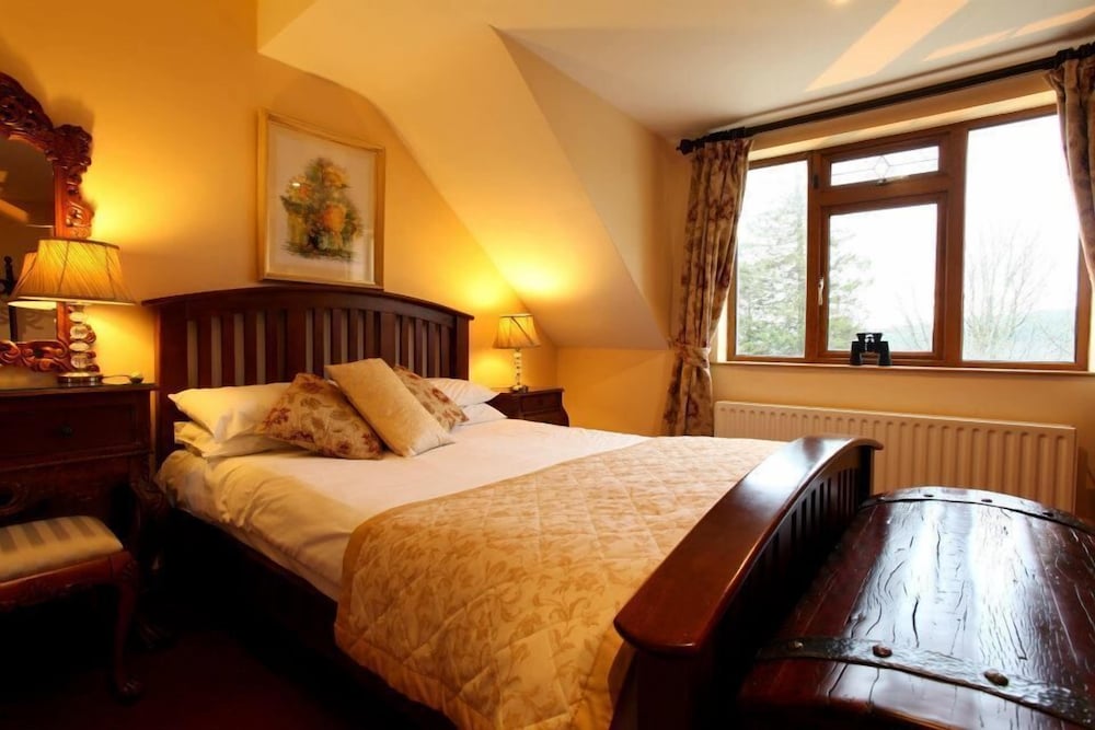 Trooperstown Wood Lodge view 5