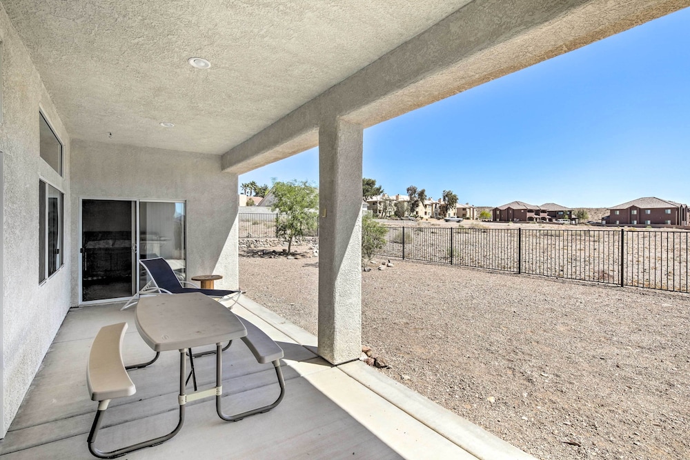 Cozy Bullhead City Home w/ Patio & Mountain Views! view 5
