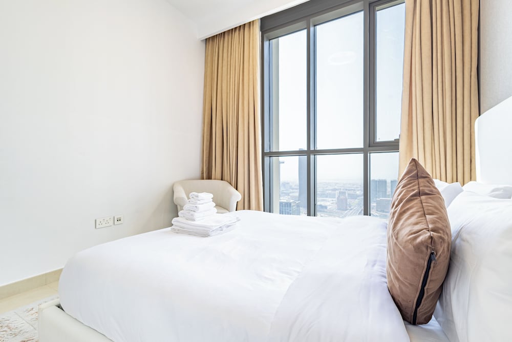 Superhost Elegant 3BR Burj Khalifa View