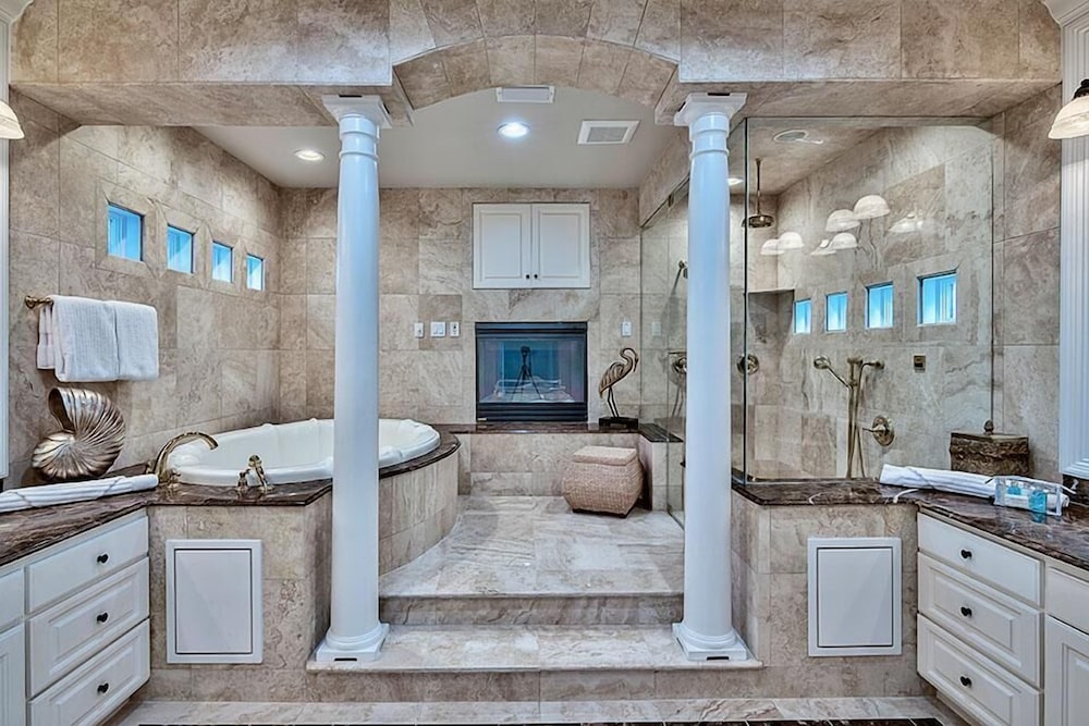 Millenia 7 Bedroom Holiday Home by Five Star Properties