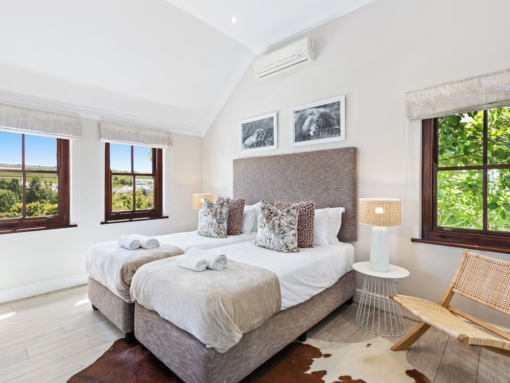 Winelands Golf Lodges at De Zalze