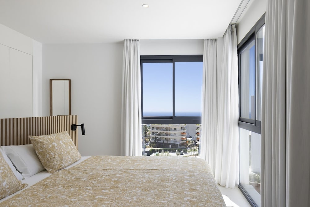 Exclusive 3-bedroom Apartment in Higueron