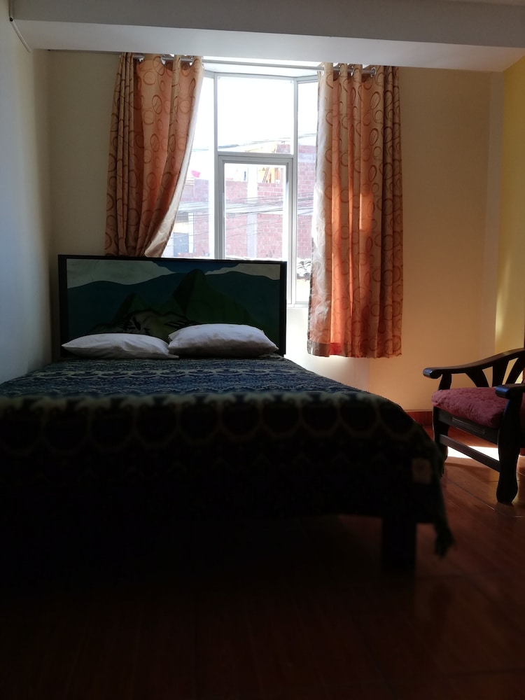 B&B Dreams House