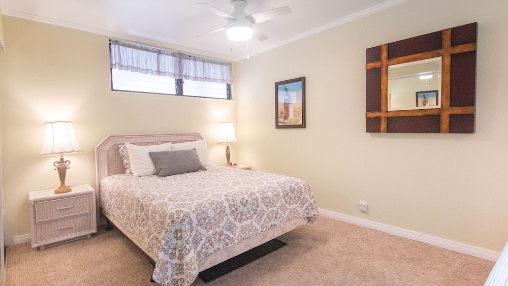 Top Floor - Direct Ocean Front View - Air-conditioned - Vrkcv