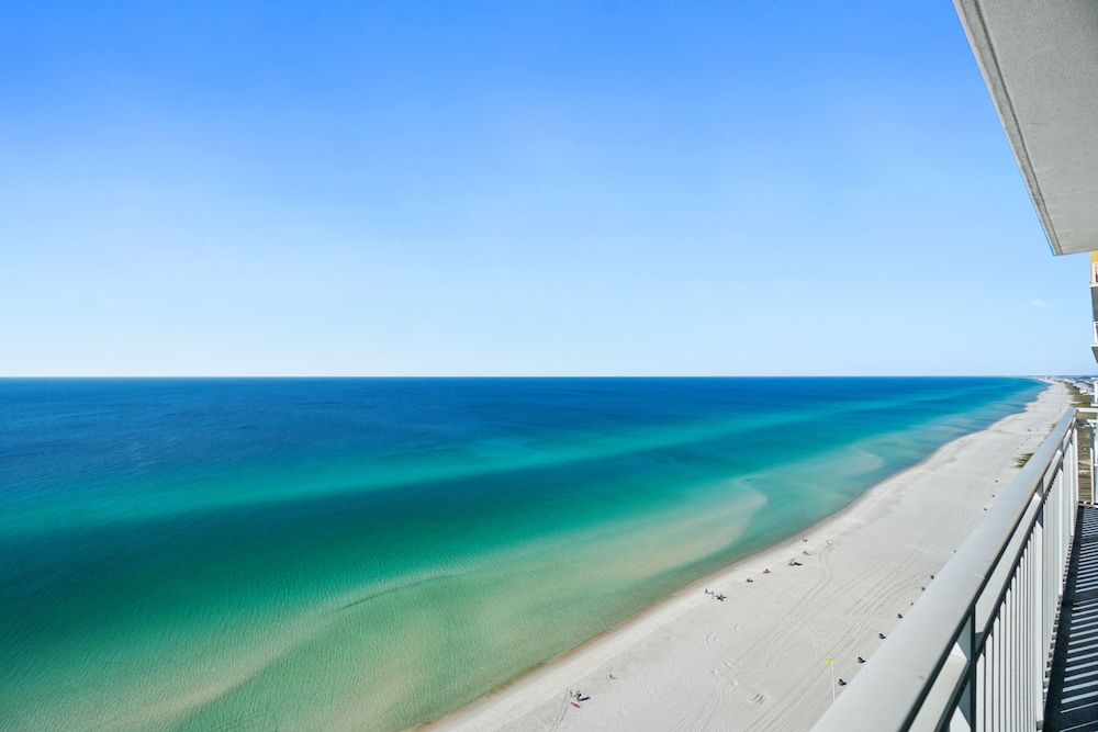 Splash Beach Resort by Panhandle Getaways