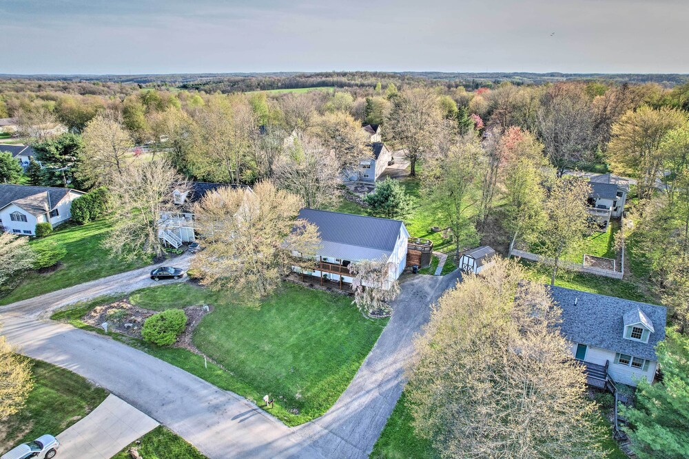 Hilltop Home Inside of Apple Valley!