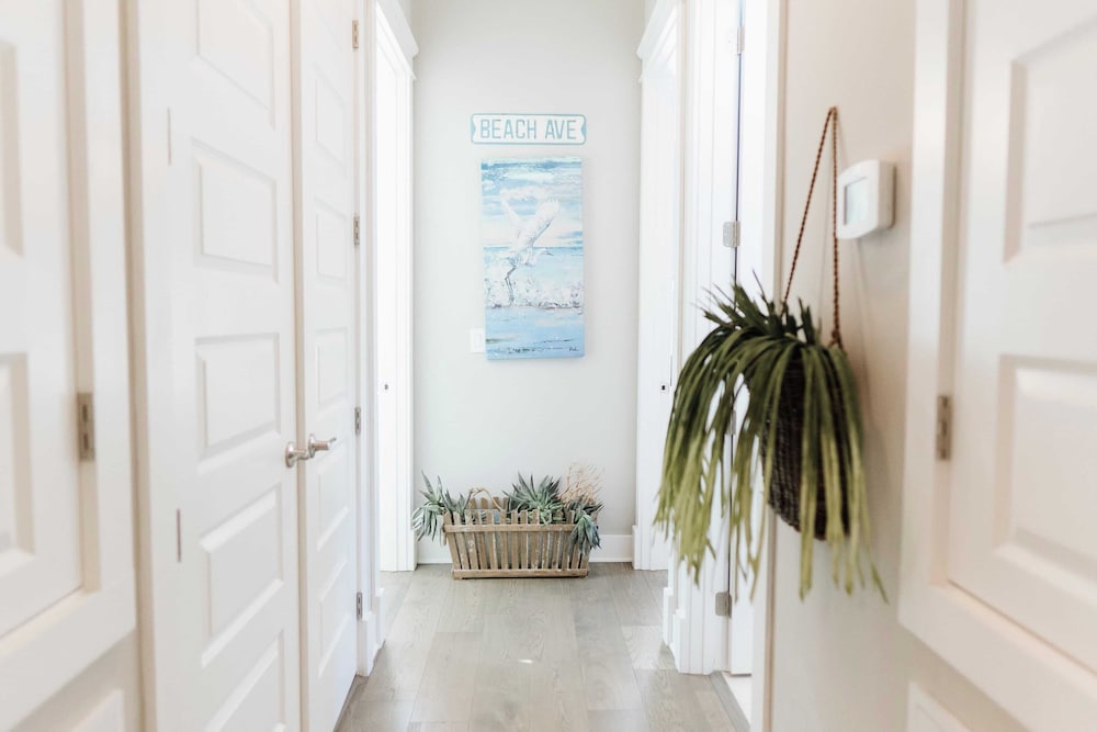 Serenity by the Sea by Avantstay Walk to Beach + Pool Access!