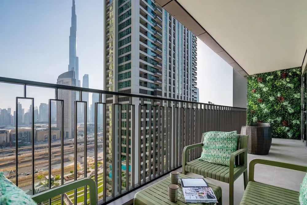 Rove Haven Crown 4BR Burj Dubai Mall
