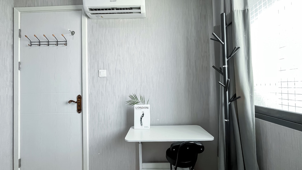 Nice and Comfortable 2BR Apartment at Daan Mogot City