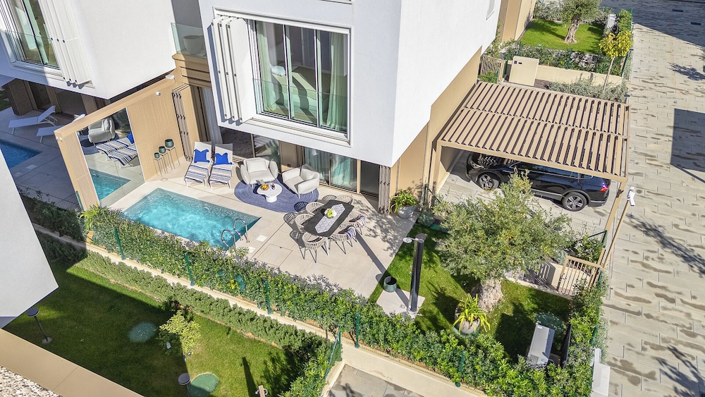 Designer Luxury Villa With Pool & Private Beach Access - Zadar
