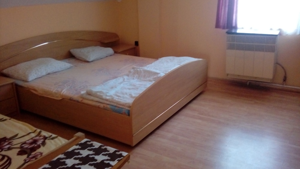 Appartment for 10-16 Persons view 3