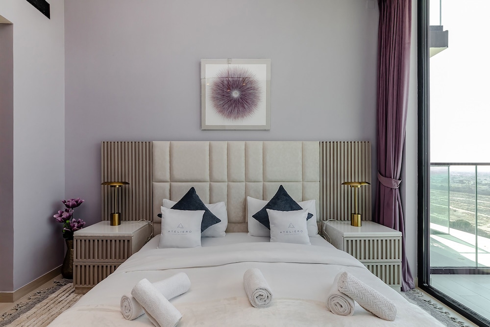 Luxury 1BR at Binghatti Onyx JVC