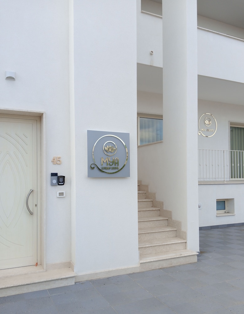 Mya Luxury rooms view 3