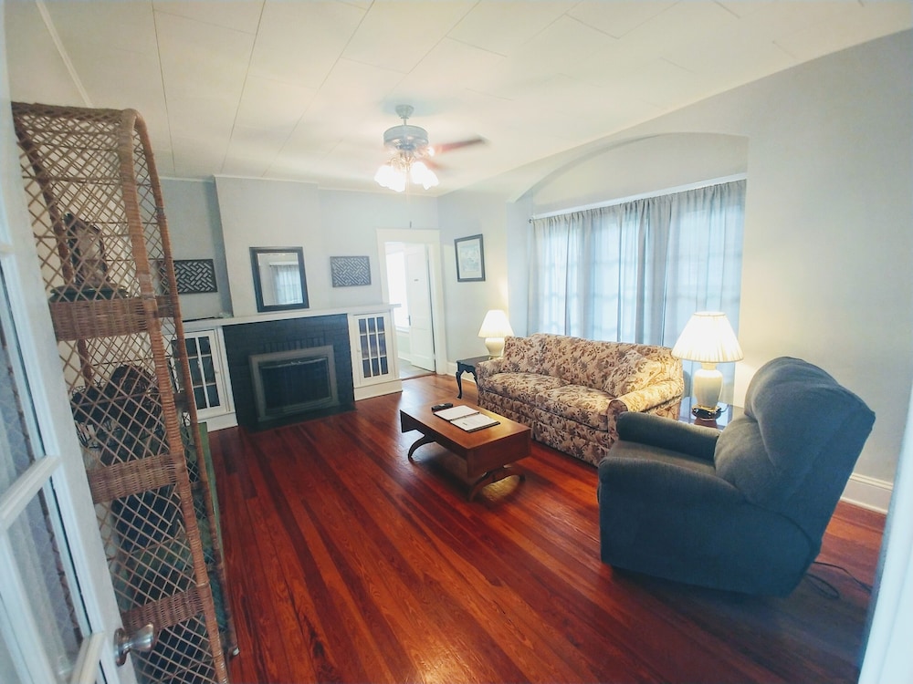 Mount Dora Cottages