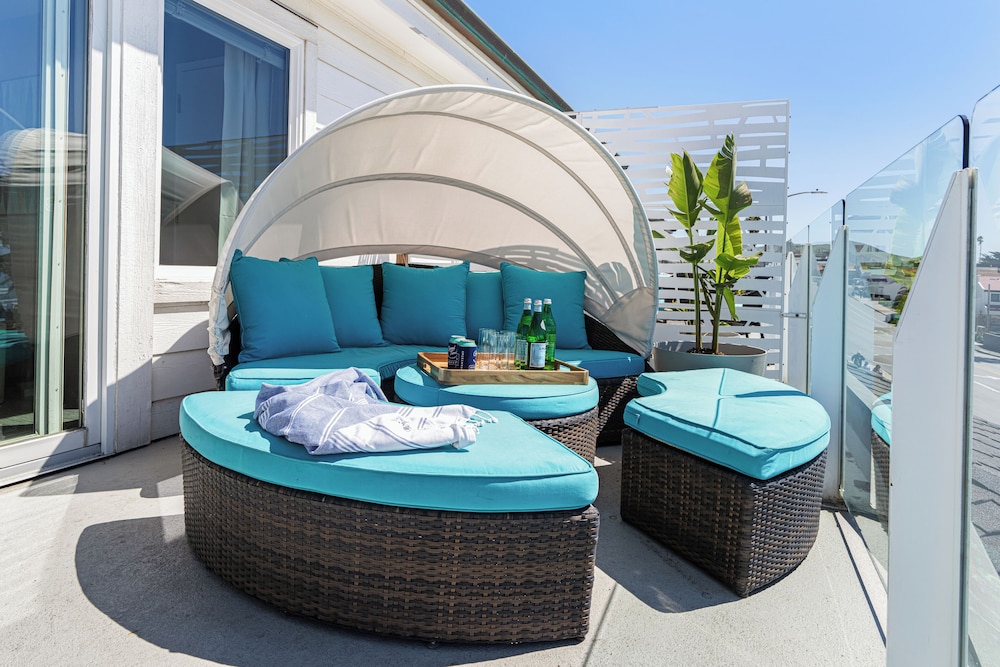The Cayucan Bungalows by AvantStay Pet-Friendly Getaway Steps from Cayucos State Beach