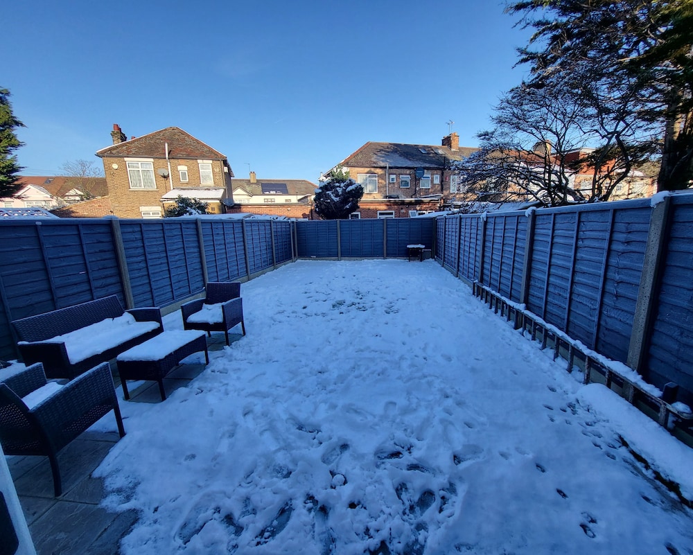 outdoor bbq area