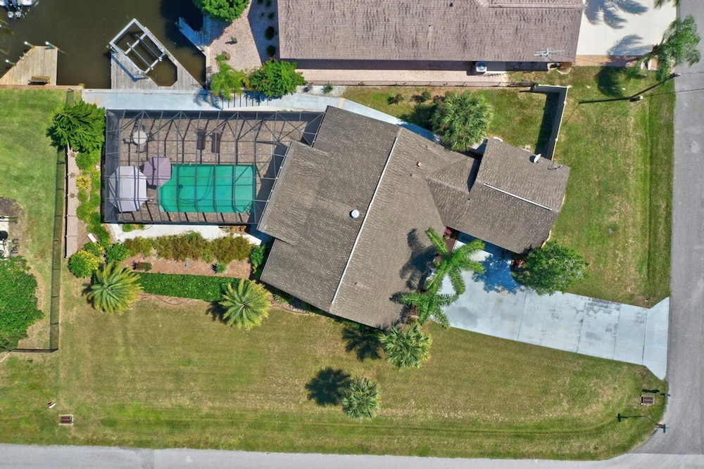 Saltwater Canal Home Heated Pool 3 2 2 Gorgeous Pets Welcome
