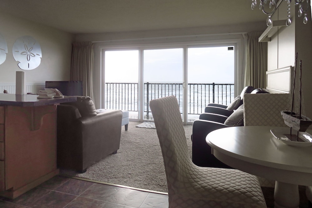 Ocean Terrace Condominiums