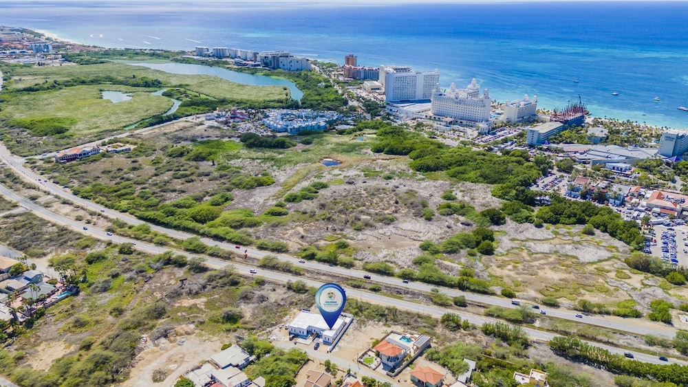 Brand NEW 3BR w Private Pool Walk to Palm Beach