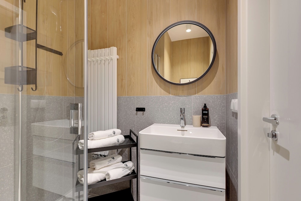 Lion Apartments - SCALA City Center