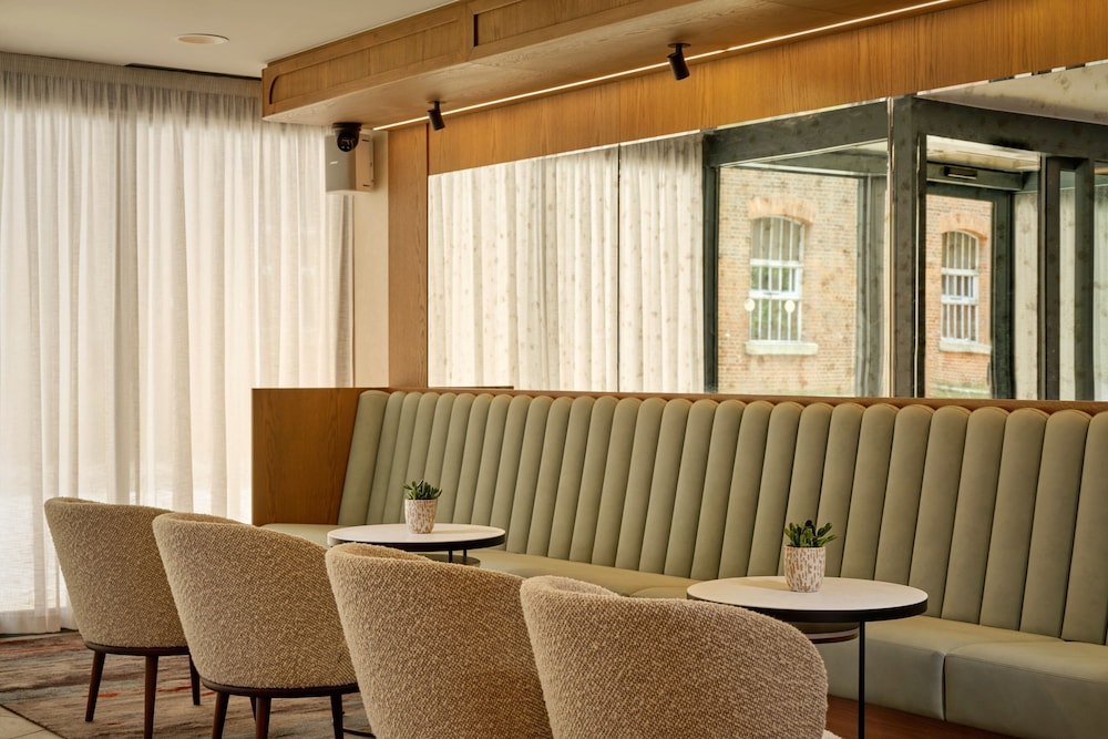 The Reach at Piccadilly, Manchester, a Tribute Portfolio Hotel 42