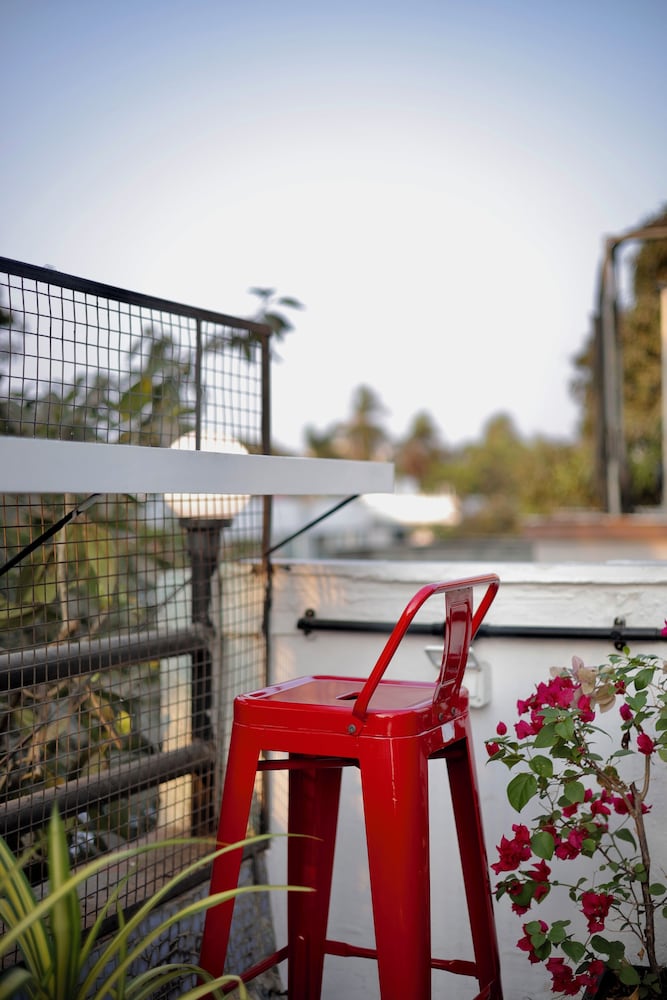 Locomo Hostel Mini - 9 mins from airport