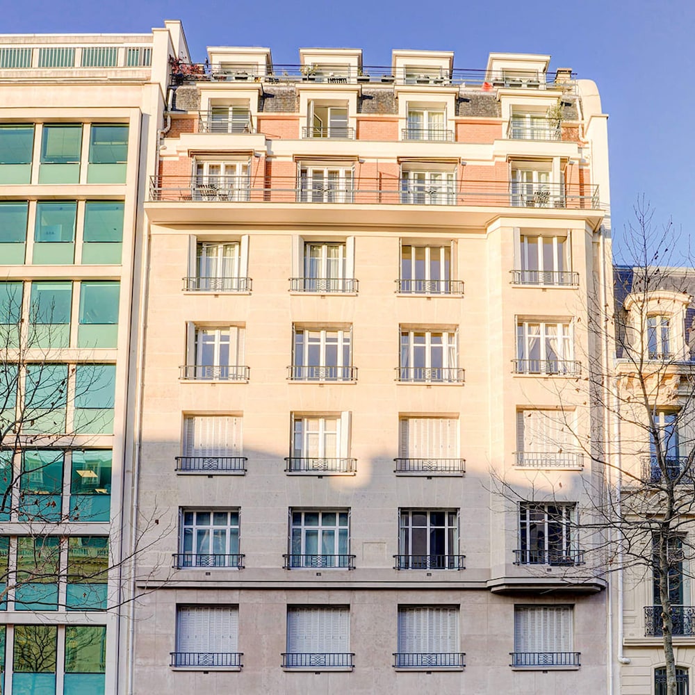 Bright Etoile Bright 2 bed Close to Eiffel Tower Arc the Triomphe et Champs Elysees
