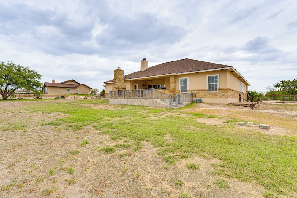 1 Mi From Lake: Pet-friendly Del Rio Gem