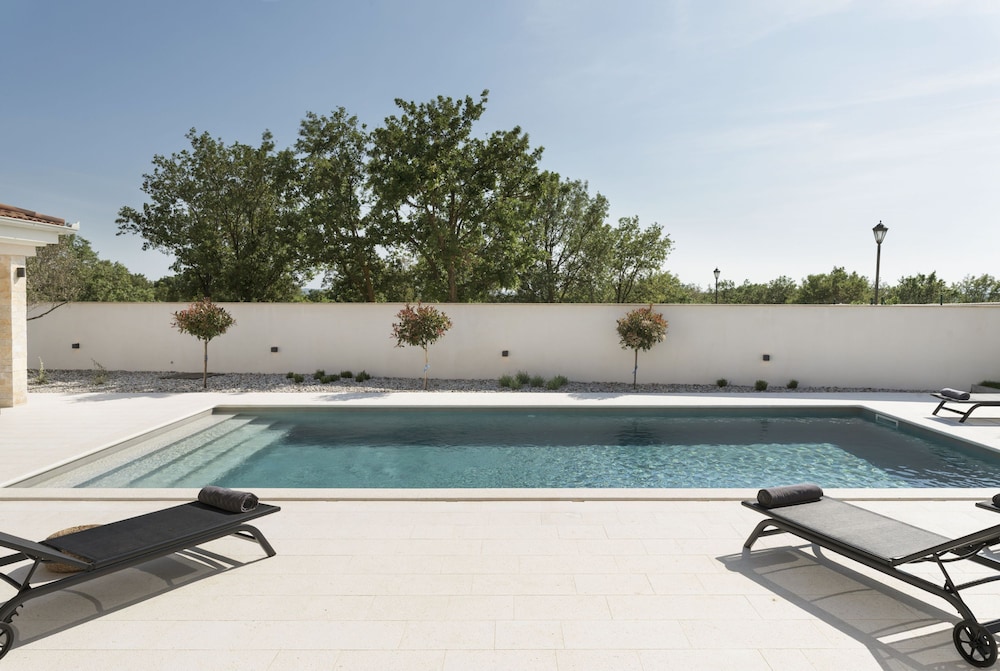 Villa Zrinchi Zadarvillas