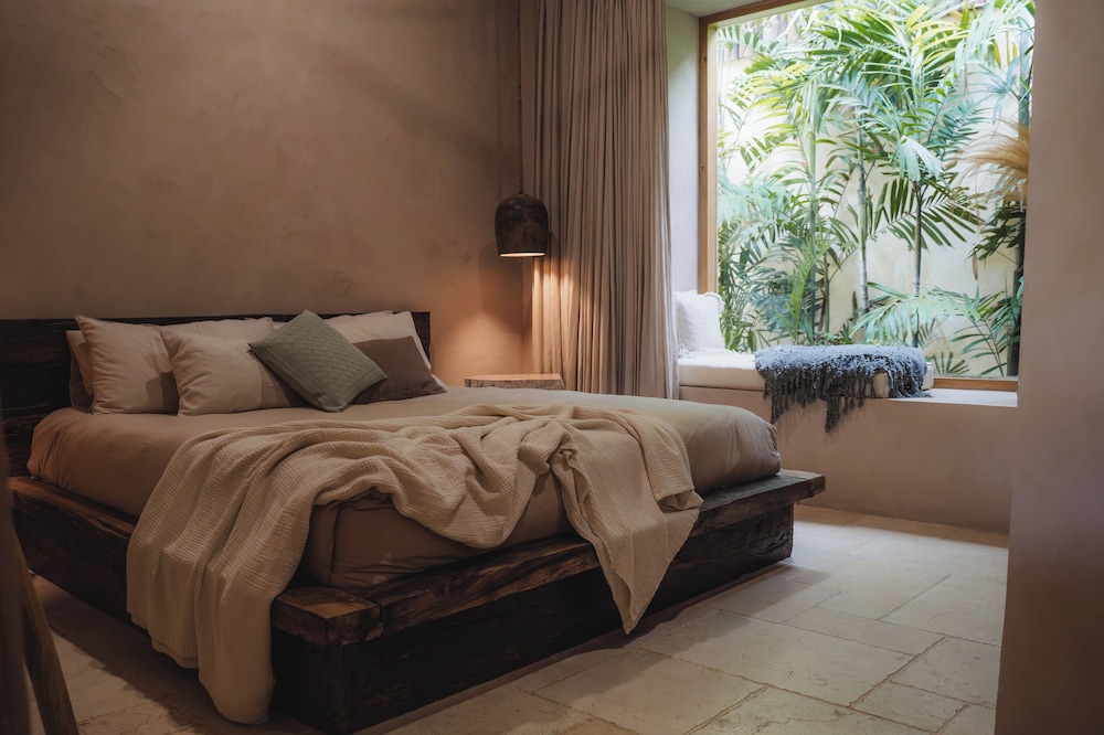 Serene 3BR Villa With Stylish Interiors, 2 Mins to