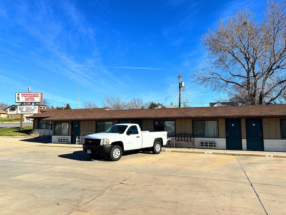 WESTERNER MOTEL