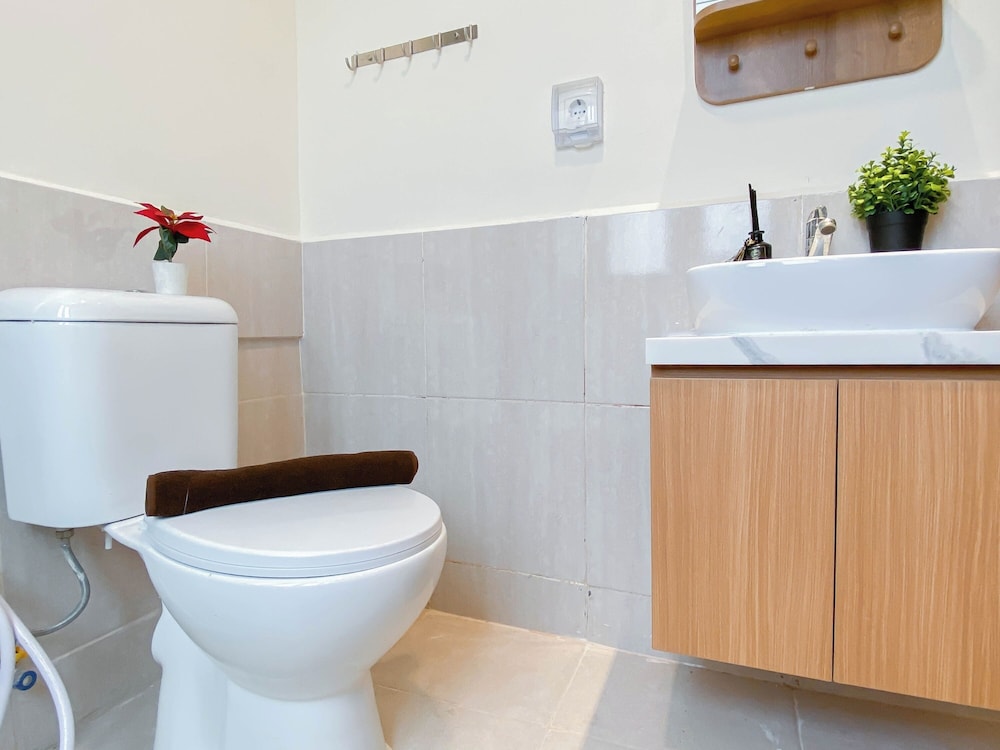 Modern 2Br At Meikarta Apartment Near Aeon Delta Mas