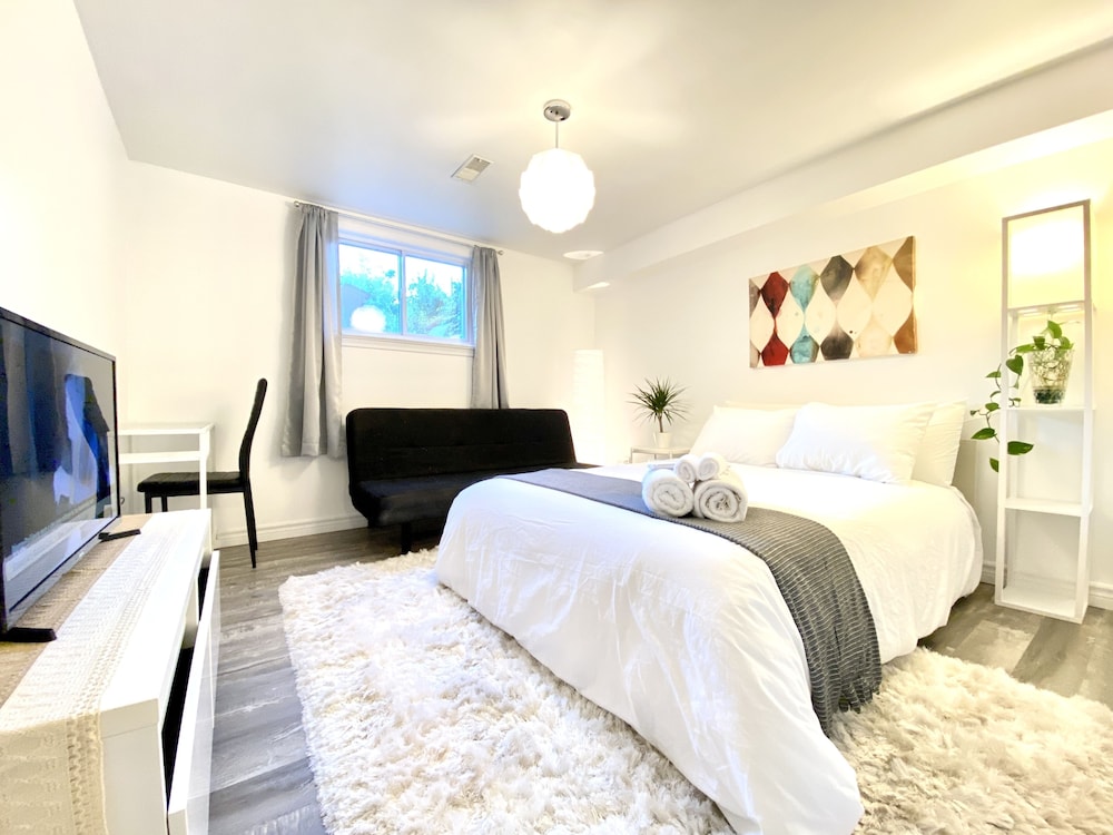 Sunrise Tree Guest House - Image 2