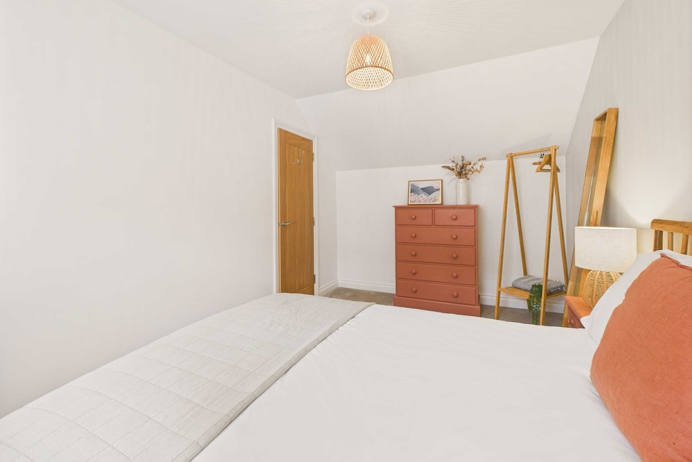 Host Stay Bracken Cottage