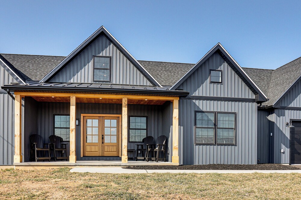 Walk to the Amish Village: Spacious Ronks Getaway!
