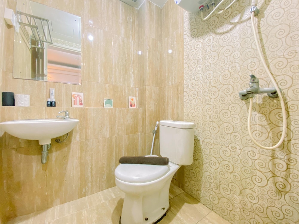 Warm And Cozy Stay 2Br Pakubuwono Terrace Apartment