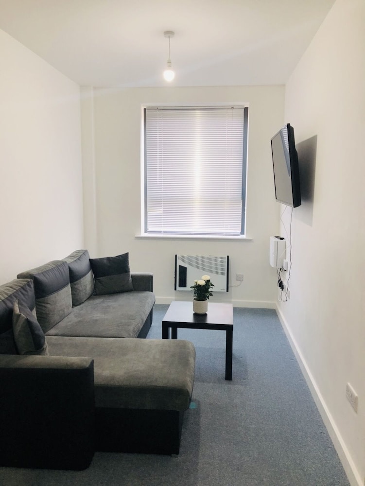 Leicester Vacations - Showcase Apartments - Highcross House Apart Hotel - Property Image 54